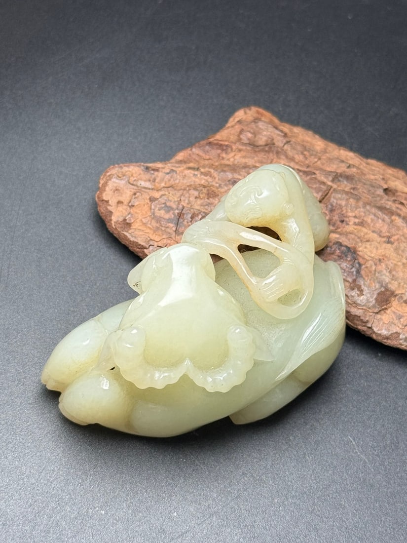 Hetian Jade Hand-Carved Ox & Kid Pendant Statue - 6