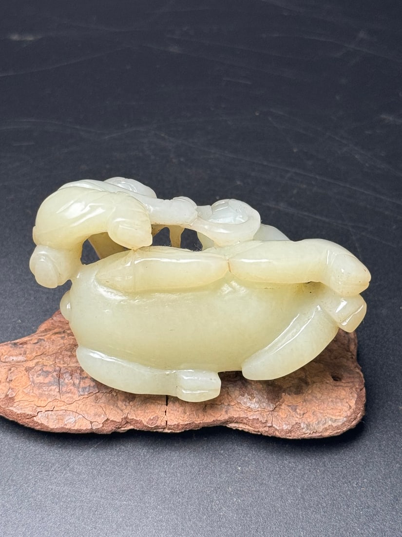 Hetian Jade Hand-Carved Ox & Kid Pendant Statue - 7