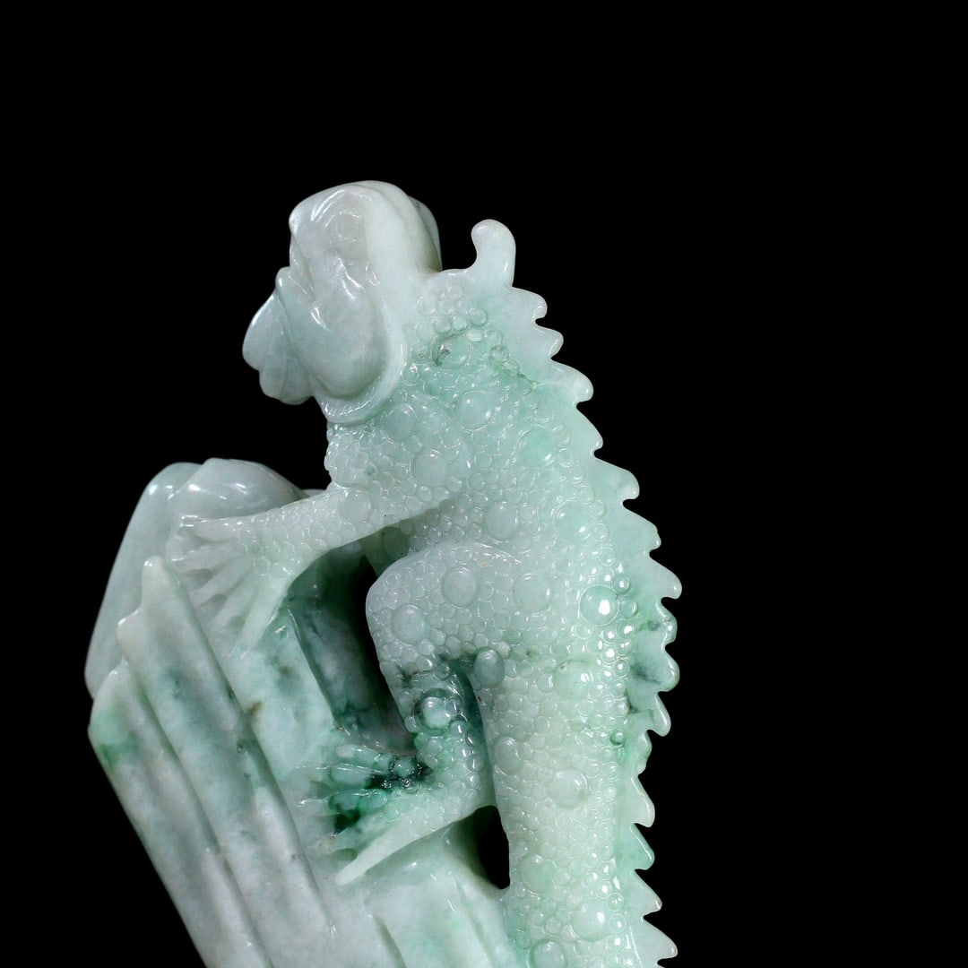 Jadeite Hand-Carved Statue - Lizard - 4