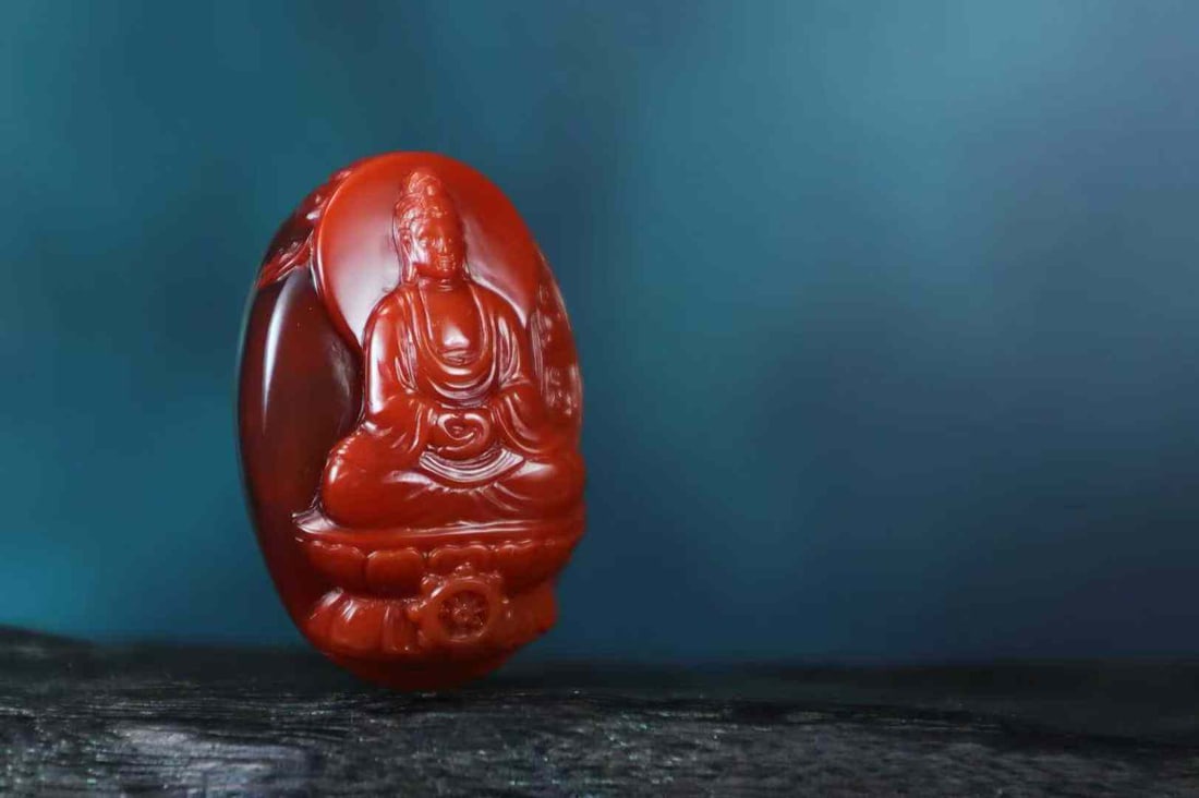 Nanhong Agate Hand-Carved Kwan-yin Pendant with Certificate - 2