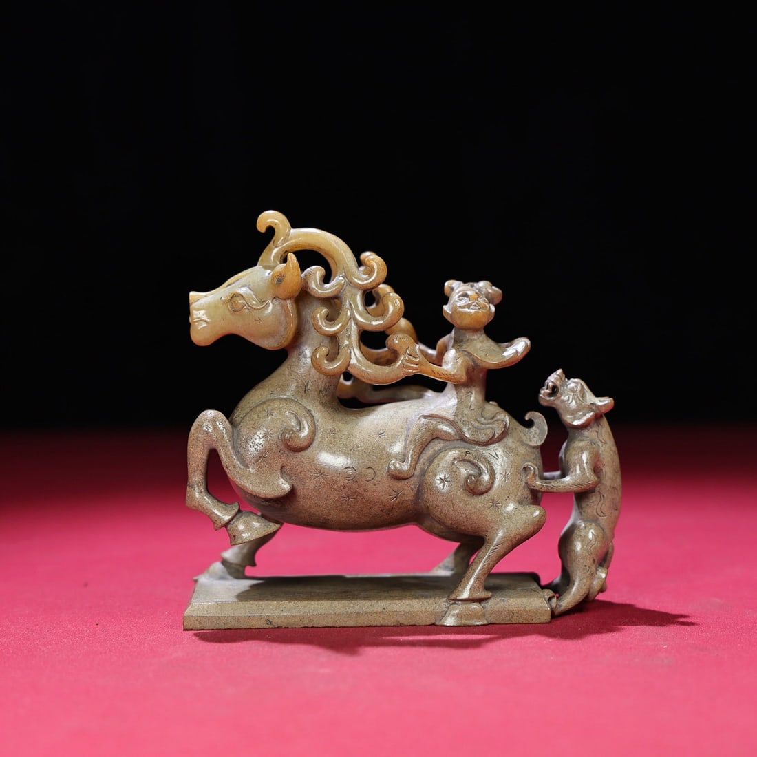 Hetian Jade Hand-Carved Deer,Figure Statue Old (1 of 9)