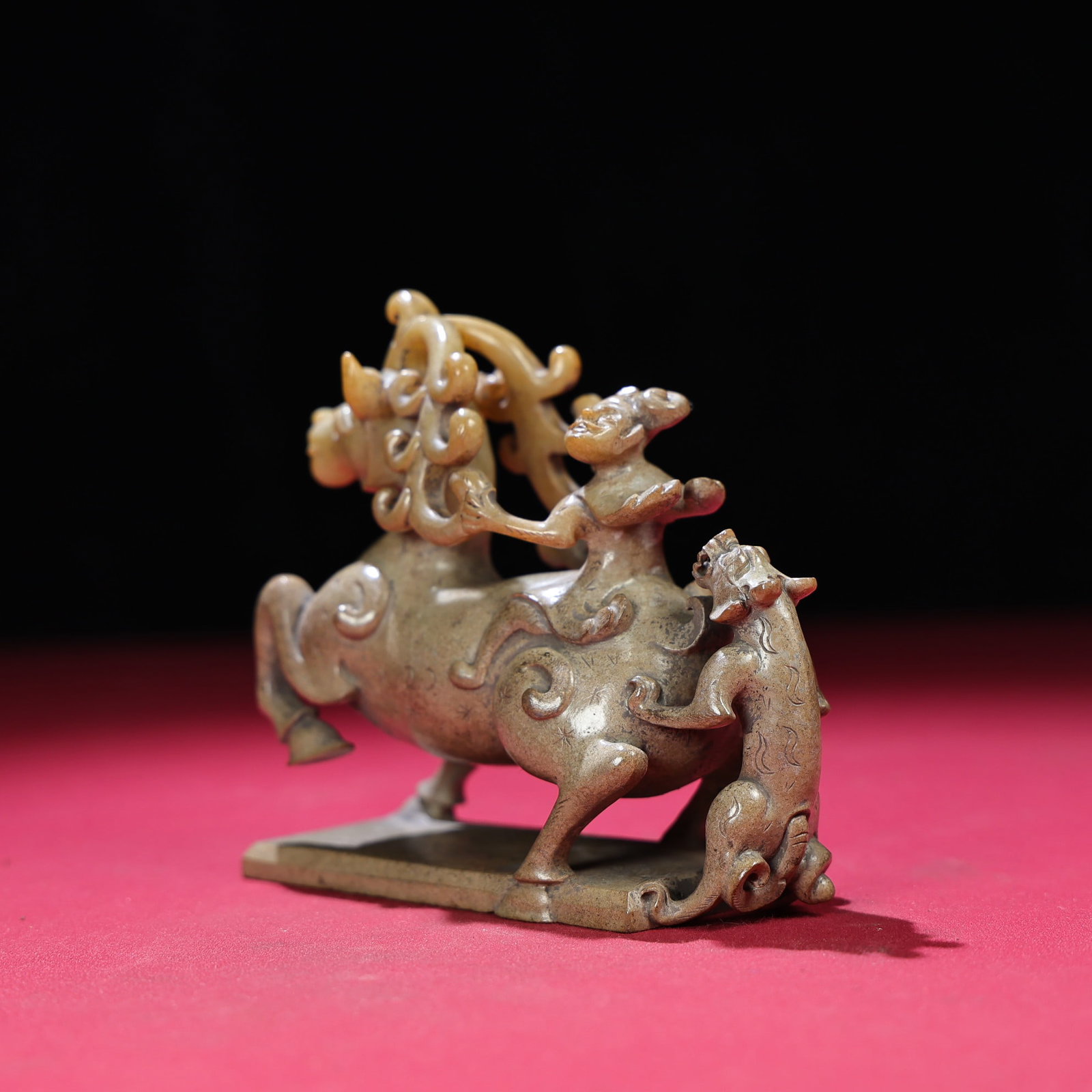 Hetian Jade Hand-Carved Deer,Figure Statue Old - 2
