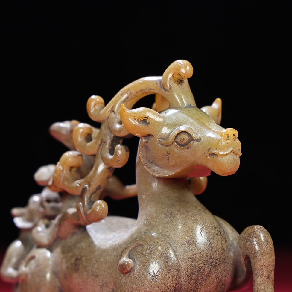 Hetian Jade Hand-Carved Deer,Figure Statue Old - 5