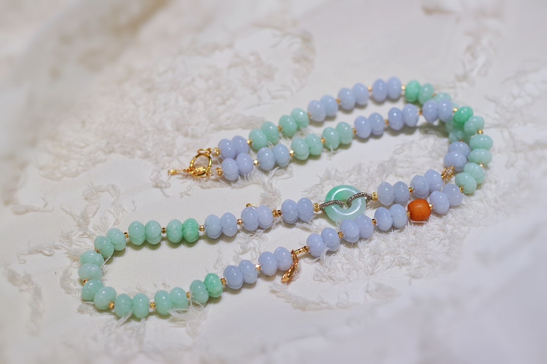 Natural Jadeite Necklace (1 of 5)