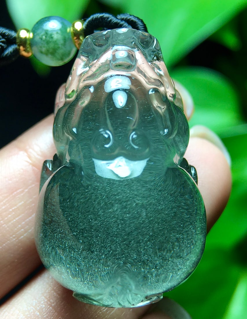 Natural Green Crystal Pendant - Pixiu (1 of 8)