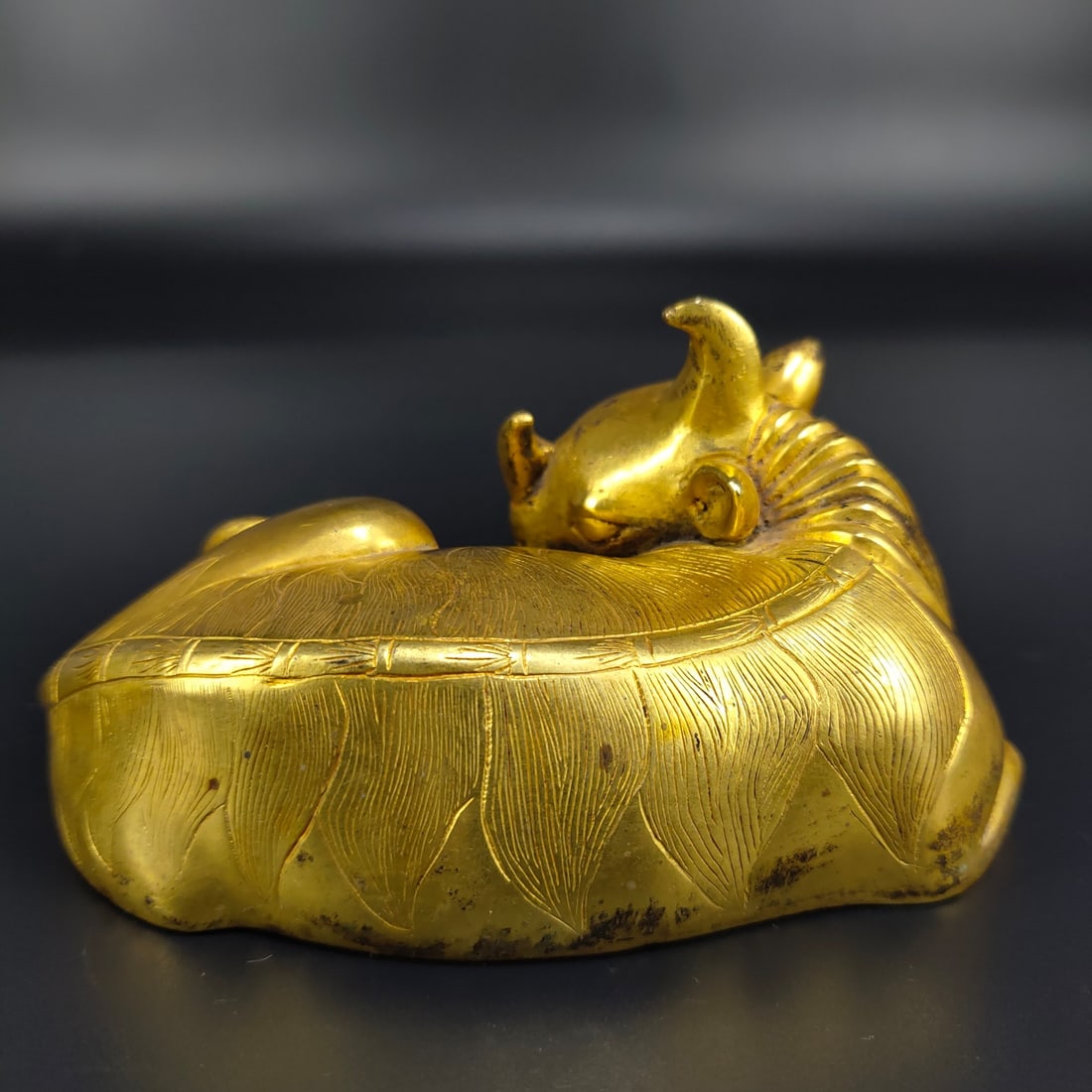 Gilt Gold Bronze Statue - Beast - 3