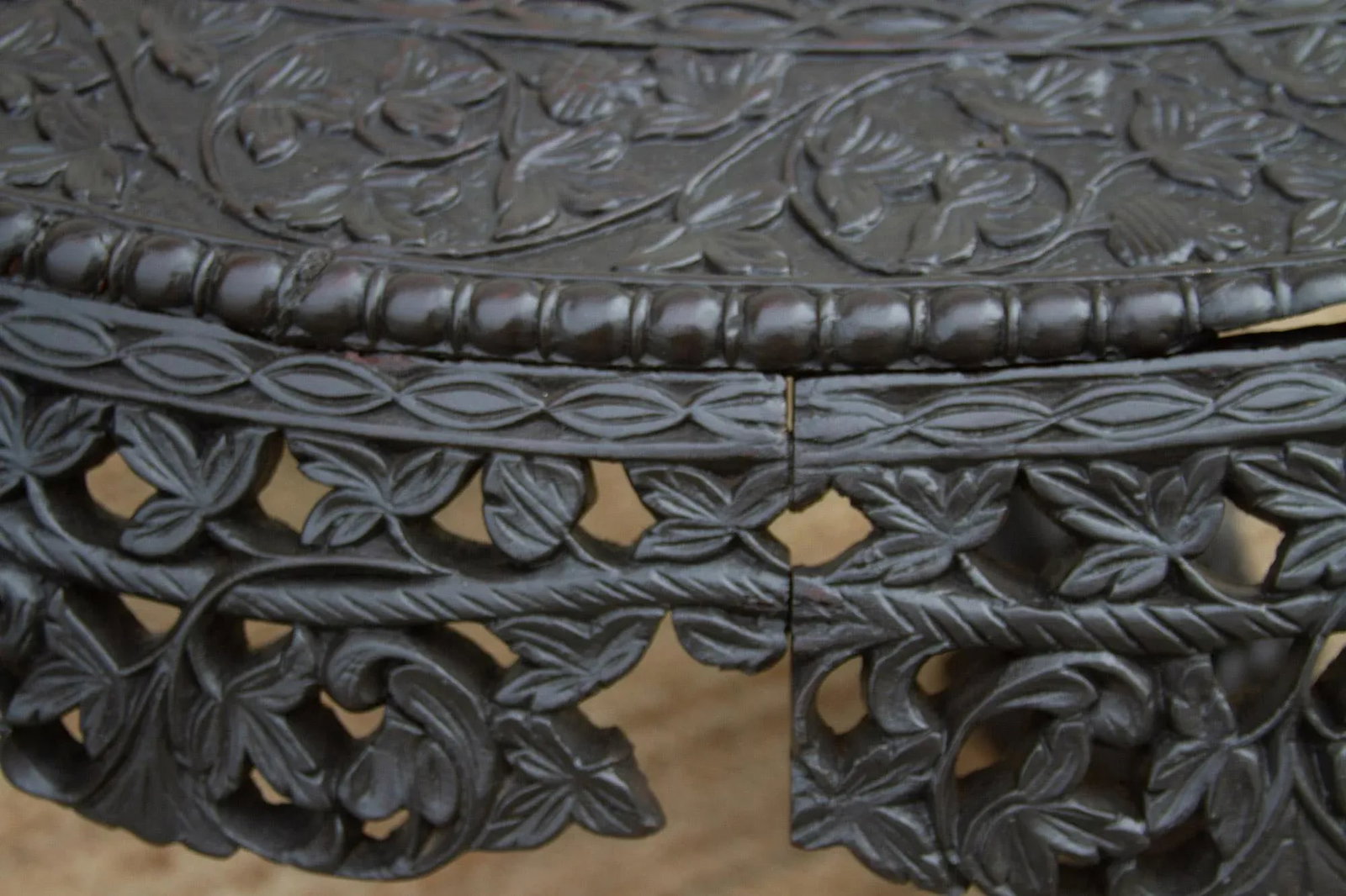 Exceptional Anglo Indian Round Table - 6