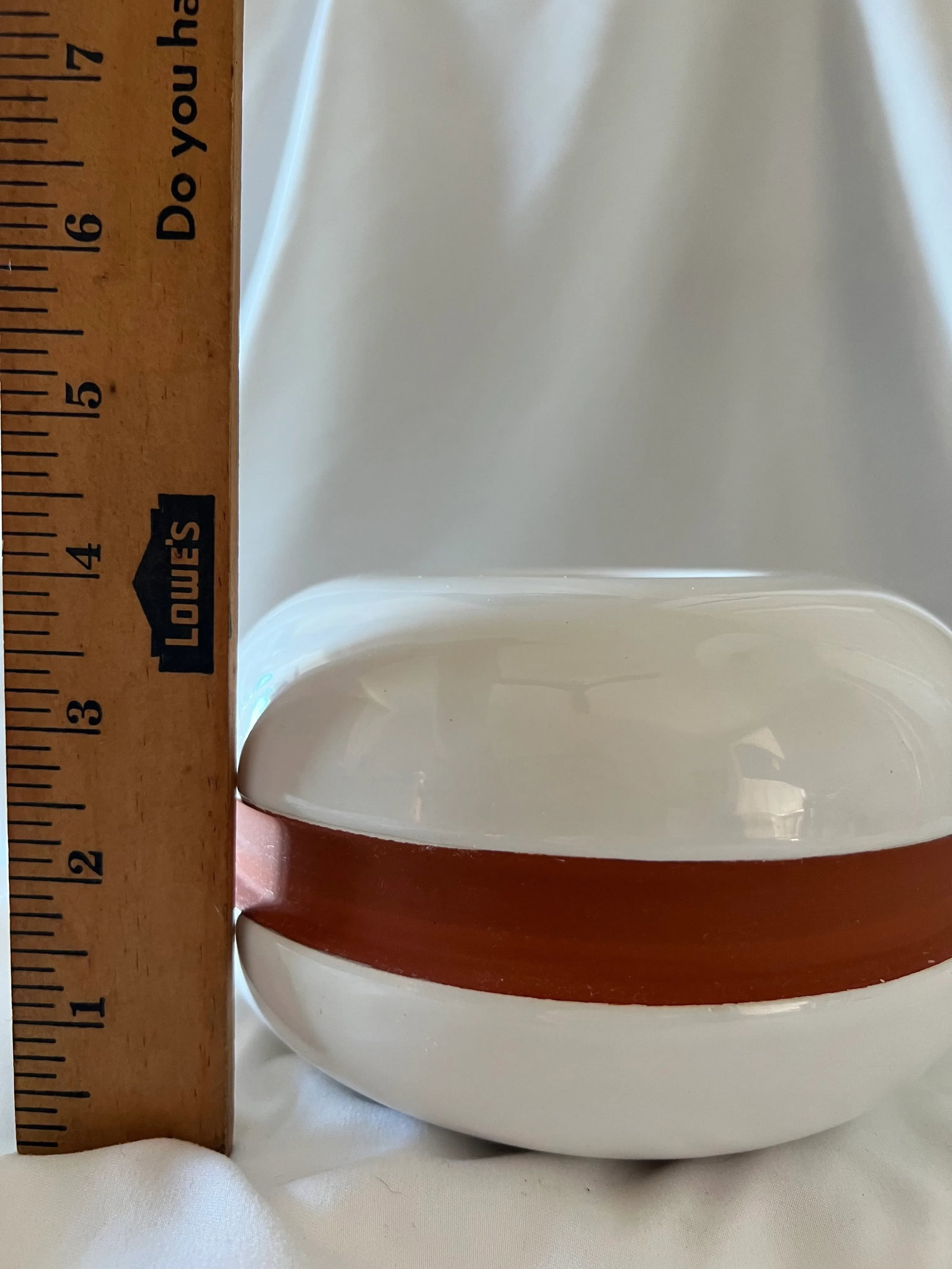 Mid Century Modern White Round Vase Made in Portugal - 4