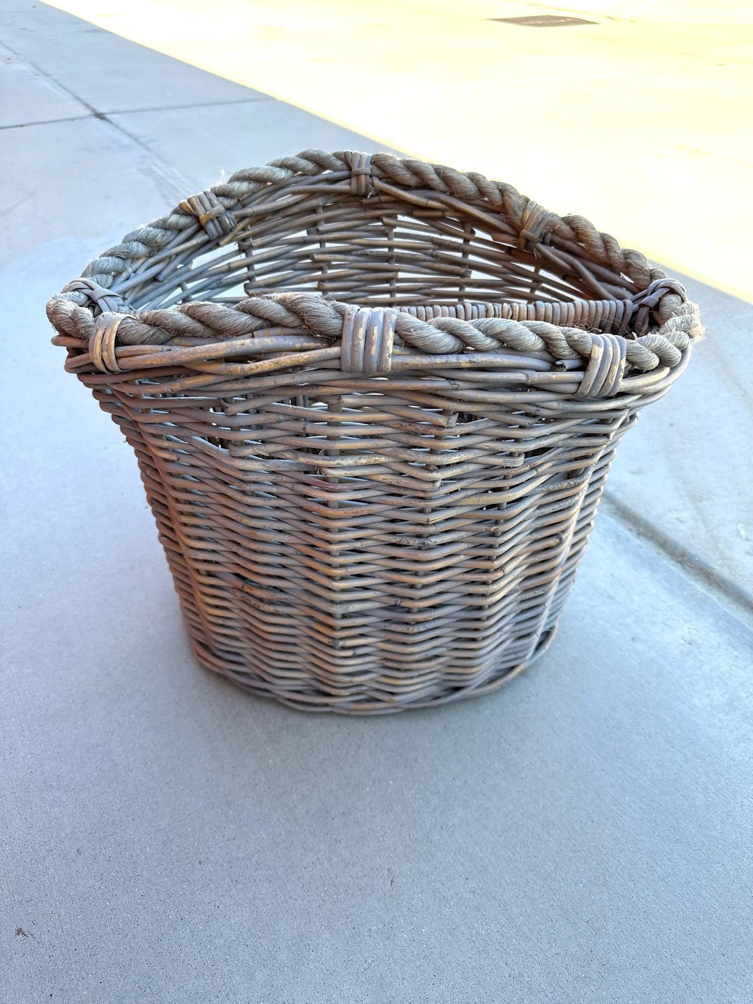 Rustic European Gray Wash Wicker Basket - 4