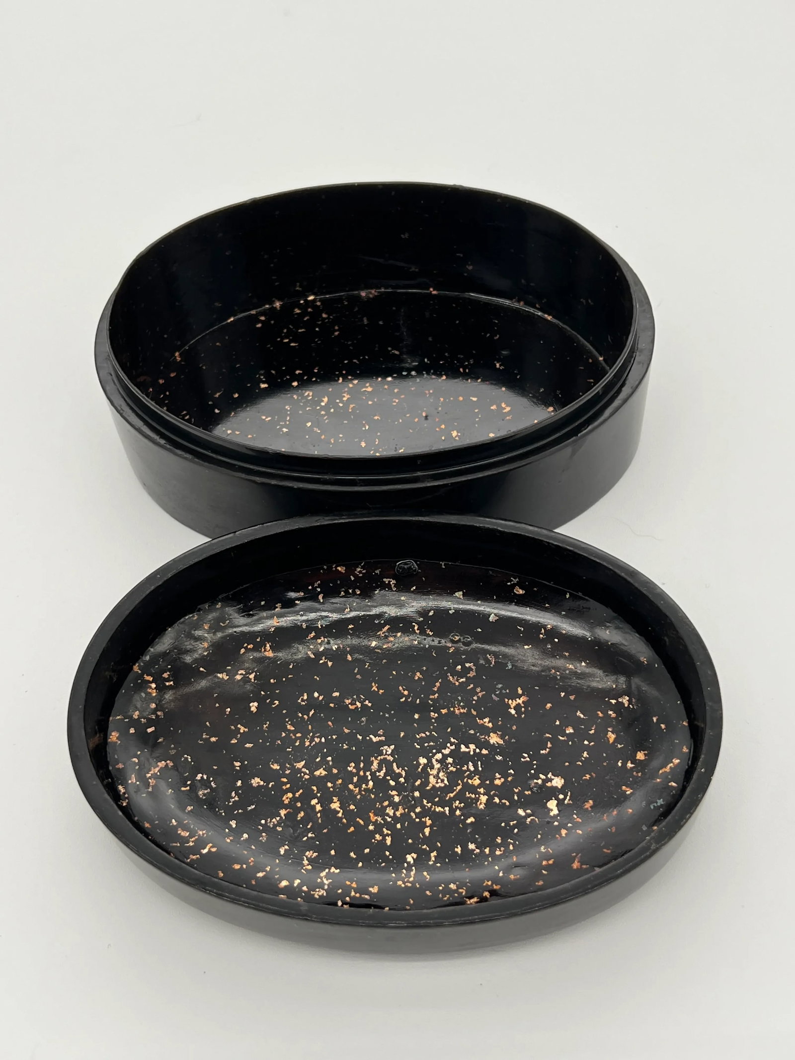 Vintage Asian Oval Black Lacquered Trinket Box - 4
