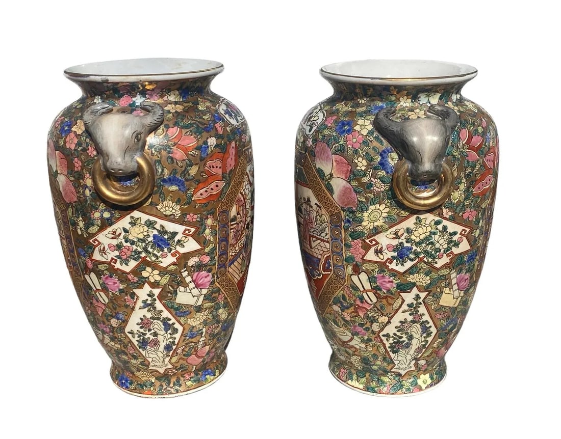 Late 20th Century Chinese Hand-Painted Porcelain Urn Vases With Bull Head Handles Design - a Pair - 2