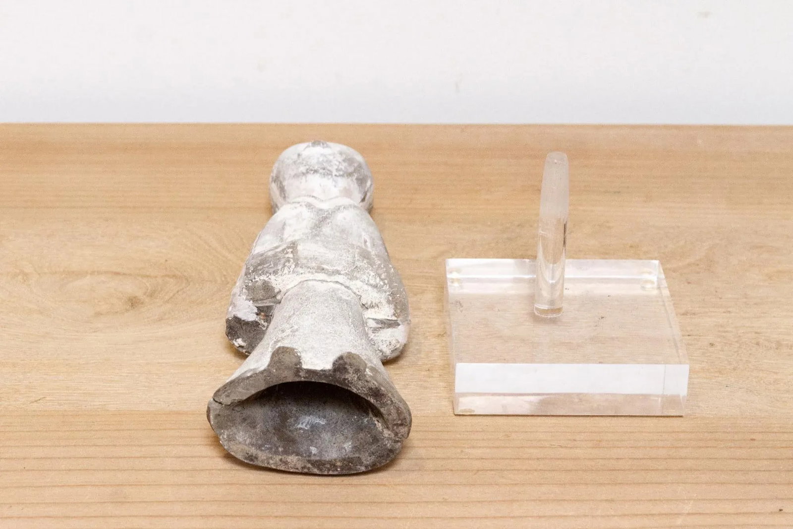 Antique White Court Lady Pottery Figure - 6