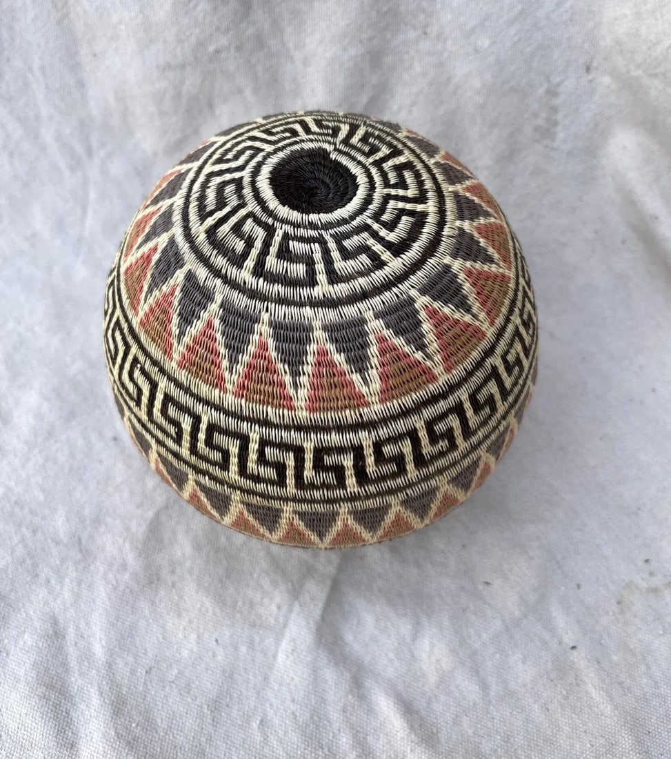 Handwoven Tribal Embera Basket - 2