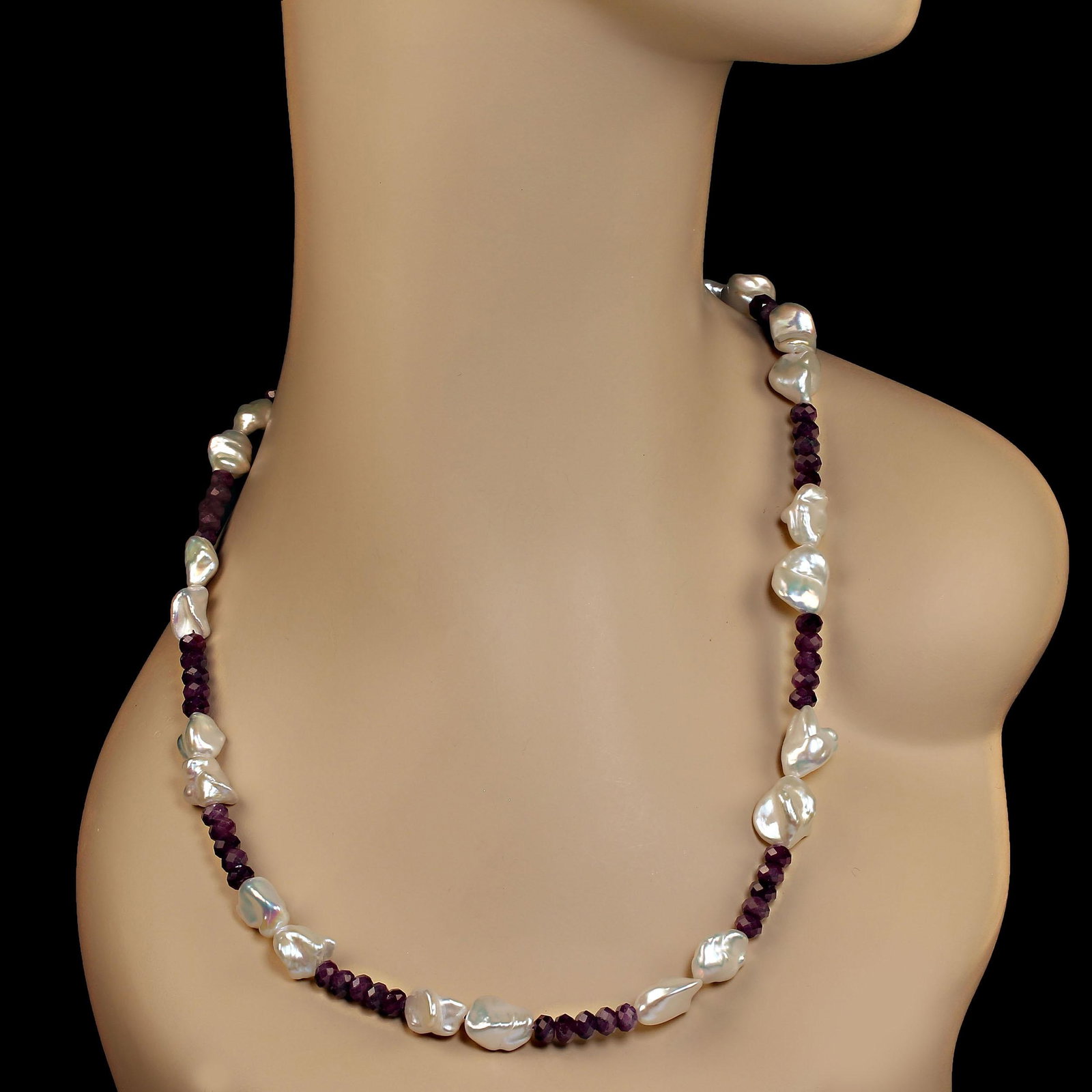White Pearl and Ruby Necklace - 3