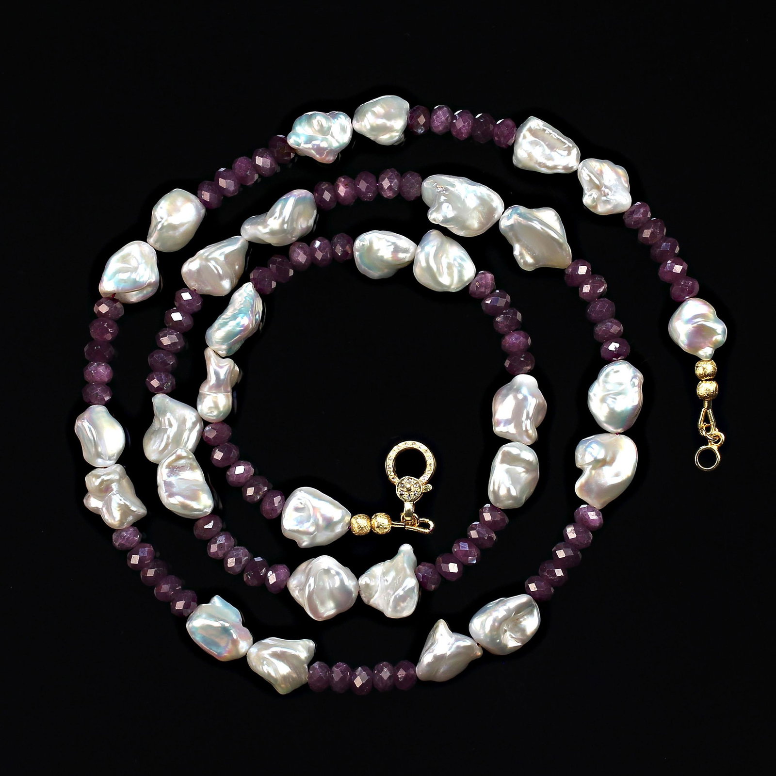 White Pearl and Ruby Necklace - 4