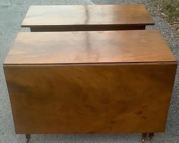 Federal Mahogany Hepplewhite Banquet Dining Table - 8