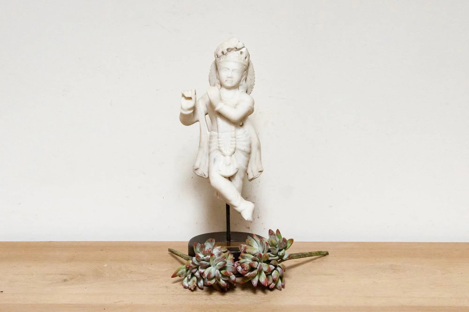 19th Century Exquisite Marble Krishna Statue - 2