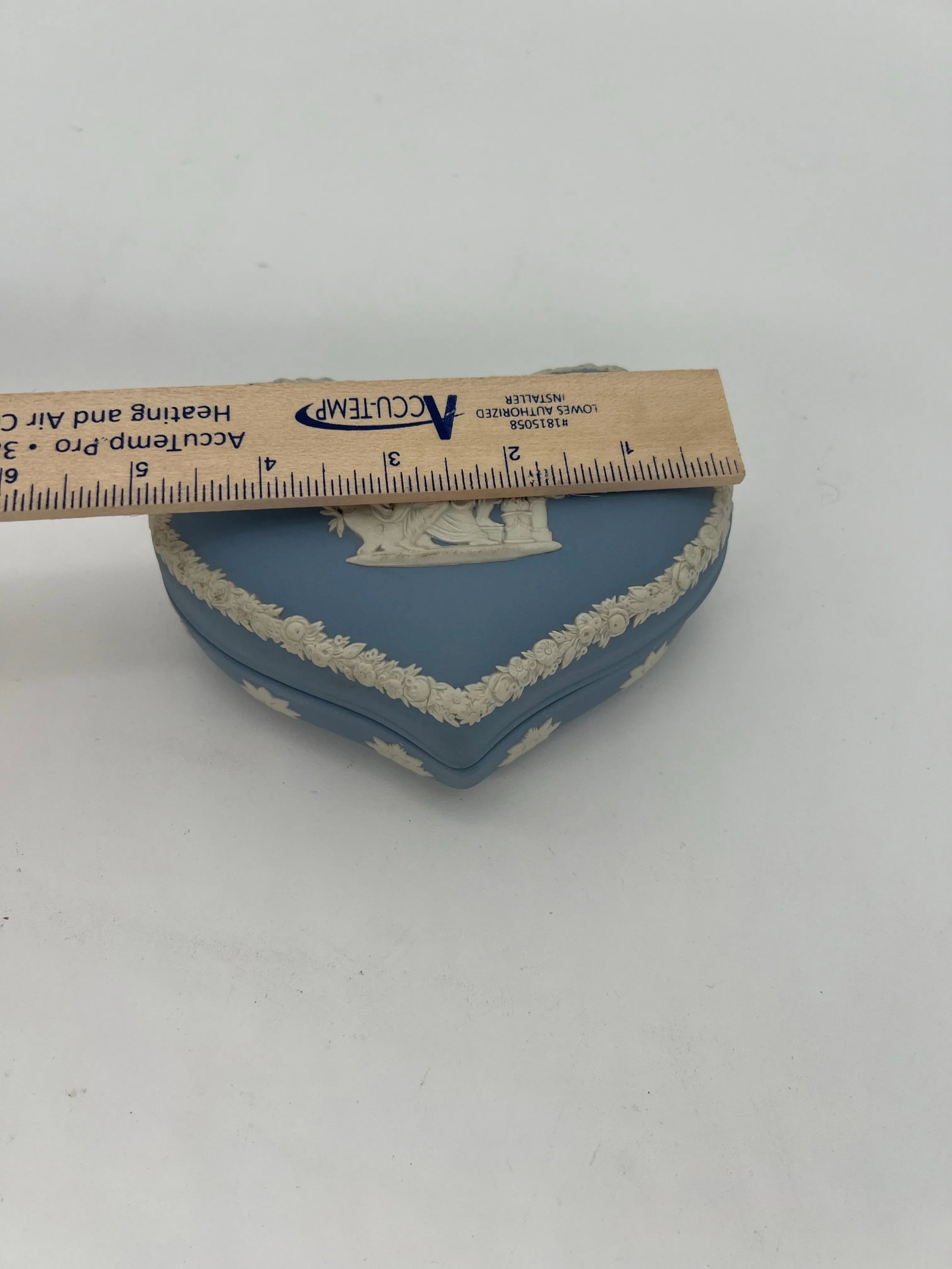 Vintage Wedgewood Jasperware Blue Heart Shaped Box - 11