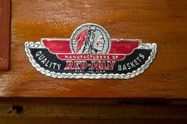 Vintage Red-Man Redmon Woven Picnic Basket - Handles & Lid - 5