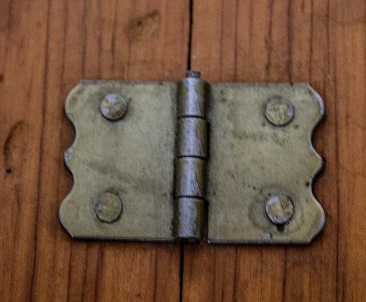 Vintage Red-Man Redmon Woven Picnic Basket - Handles & Lid - 6