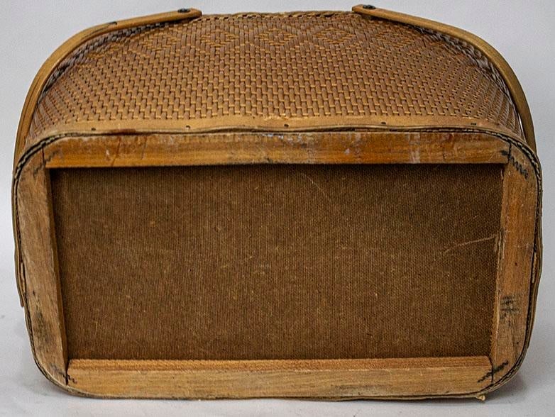 Vintage Red-Man Redmon Woven Picnic Basket - Handles & Lid - 7