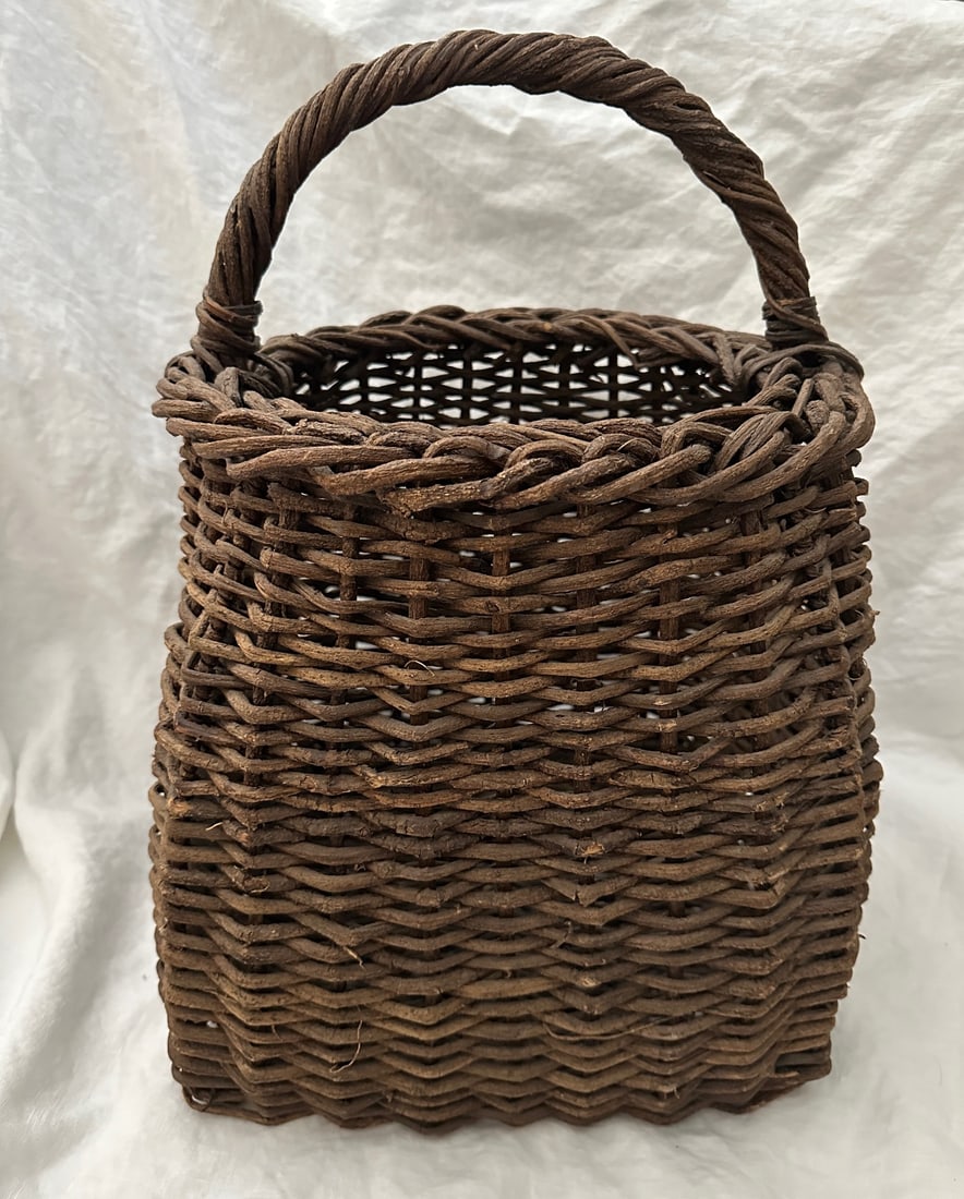 Vintage Grapevine Gathering Basket - 6