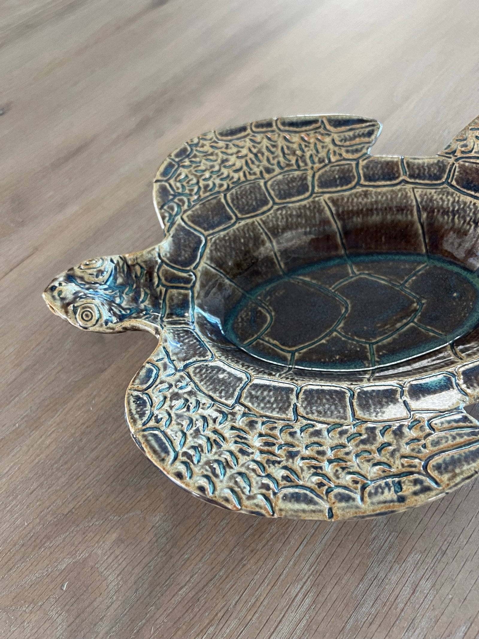Art Pottery Sea Turtle Bowl - 10