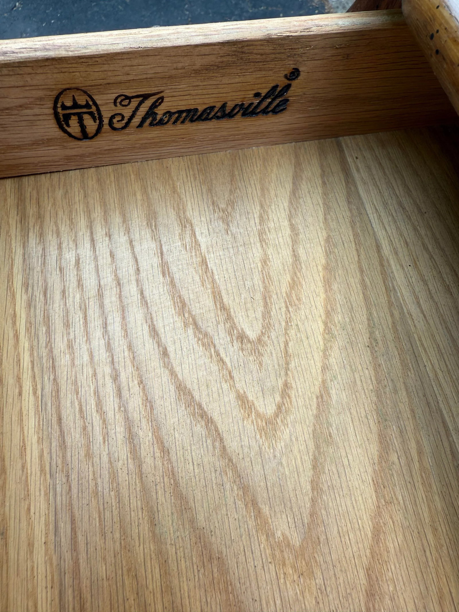 Thomasville Side Tables - a Pair - 9