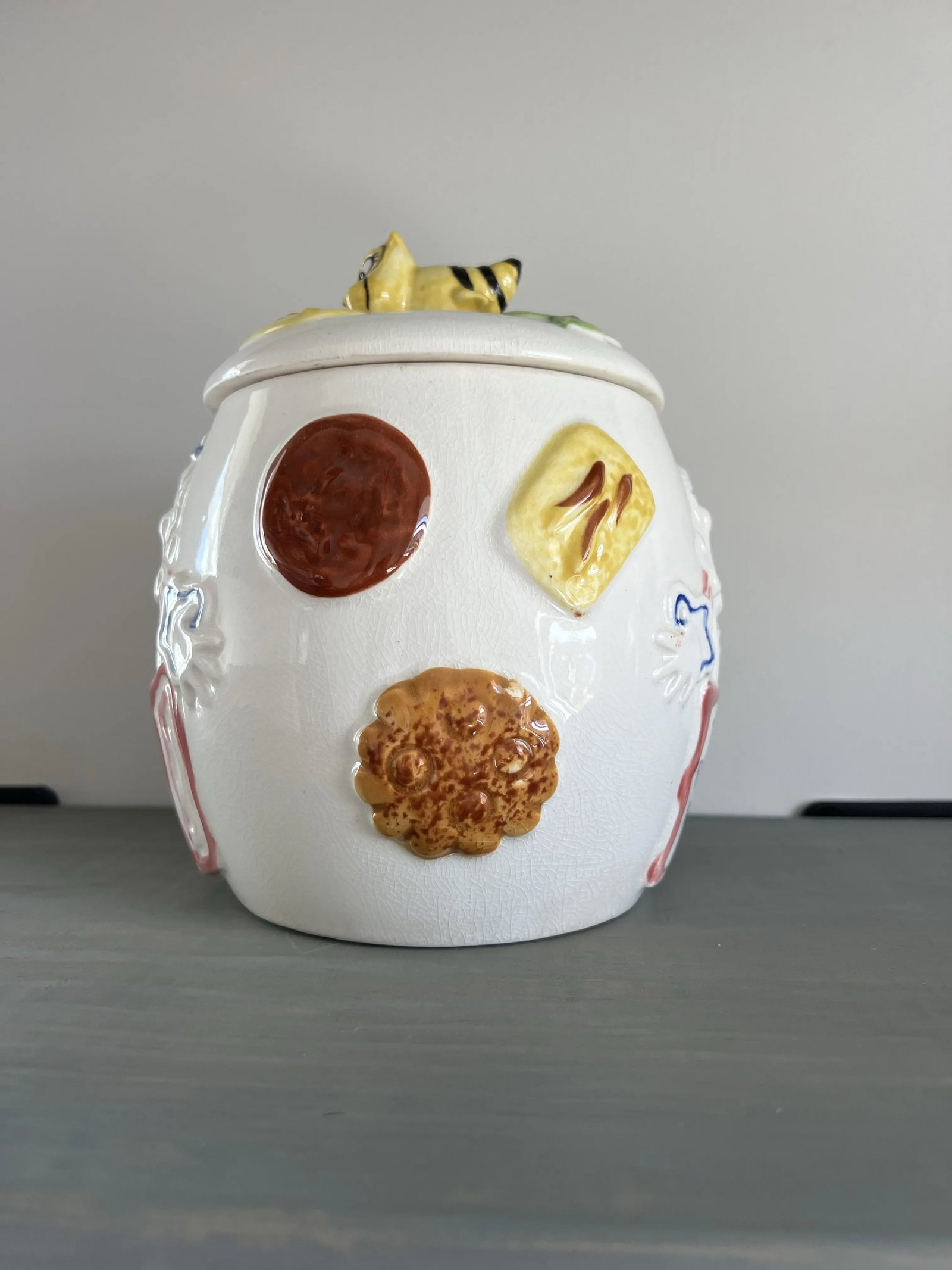 Rare 1950s Romper Room Do Bee Cookie Jar - 4
