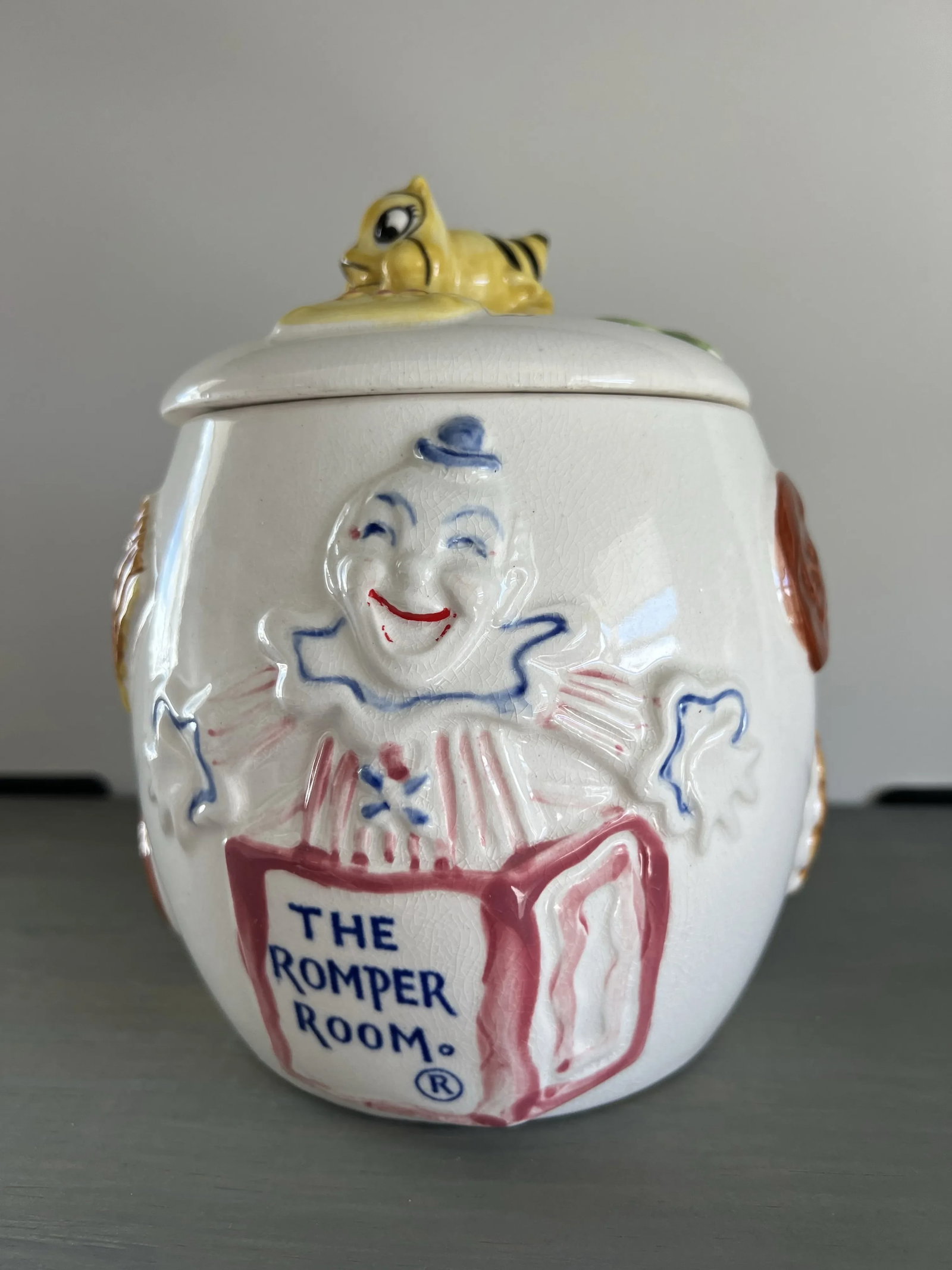 Rare 1950s Romper Room Do Bee Cookie Jar - 5