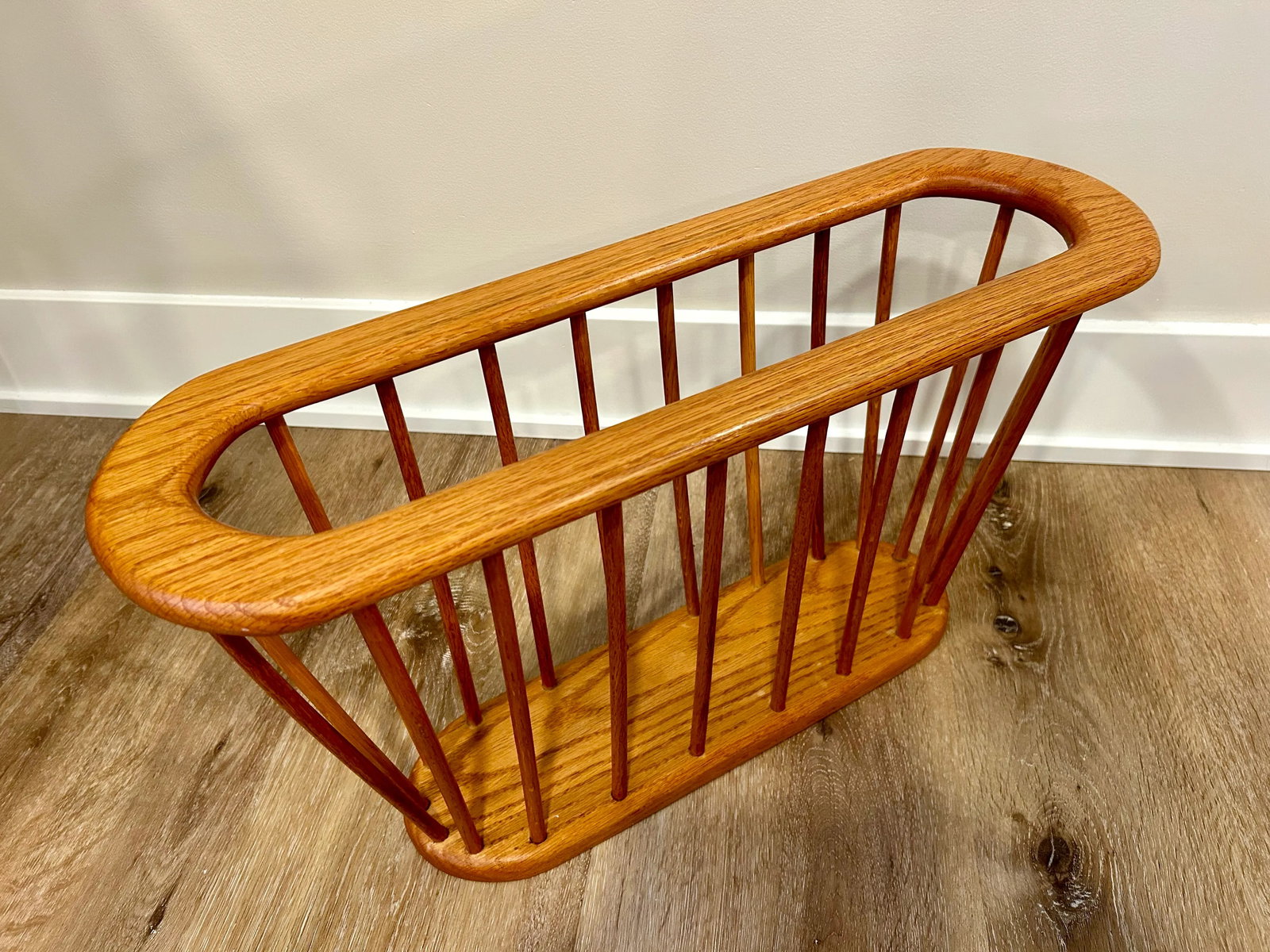 Late 20th Century Scandinavian Mid Century Modern Oval Solid Oak Wood Danish Magazine Rack Vinyl Rec - 8
