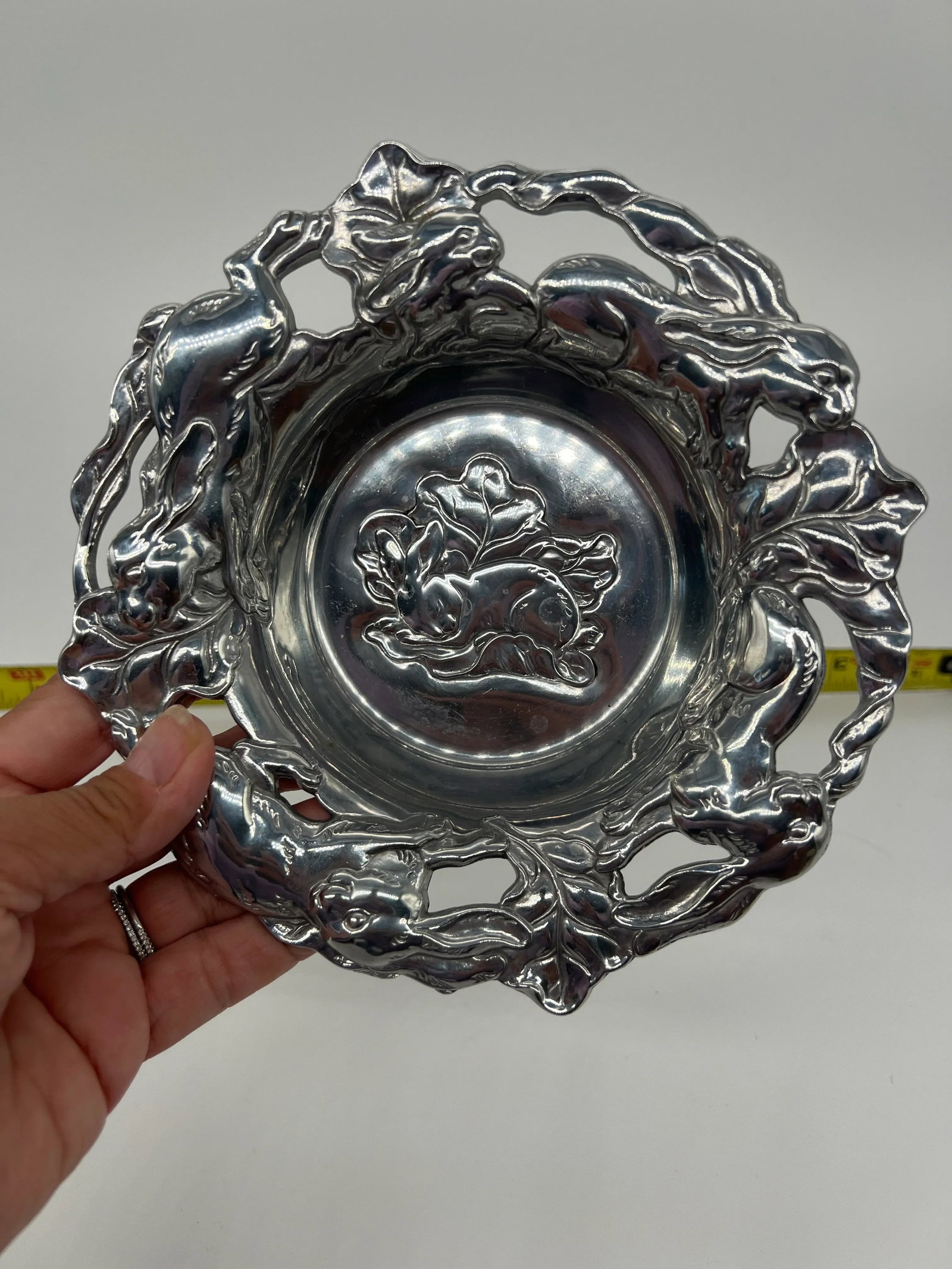 Vtg 2003 Arthur Court Embossed Bunny Rabbit Cabbage Aluminum Serving Bowl Easter - 2