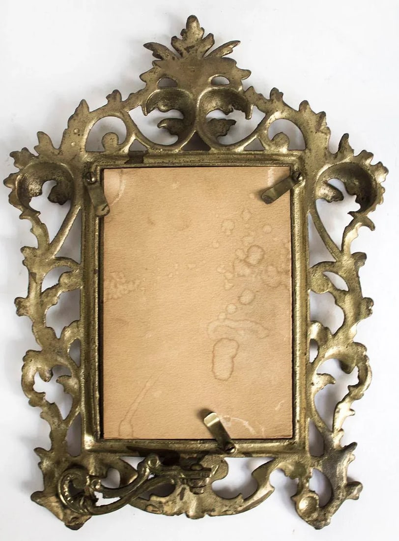 Hollywood Regency Gold Tole Scrolled Picture Frame - 4