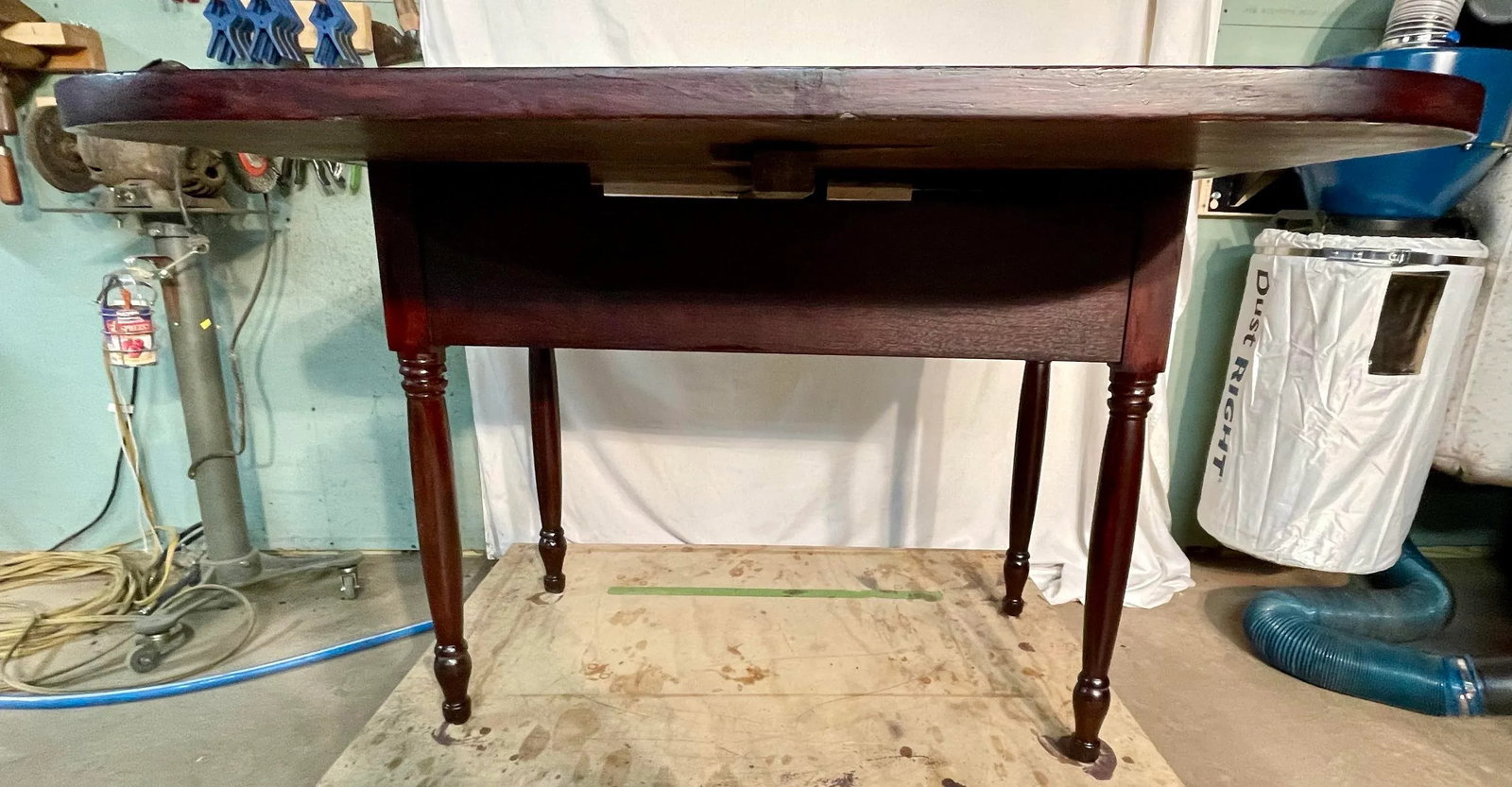 Antique Sheraton Drop Leaf Table - 10