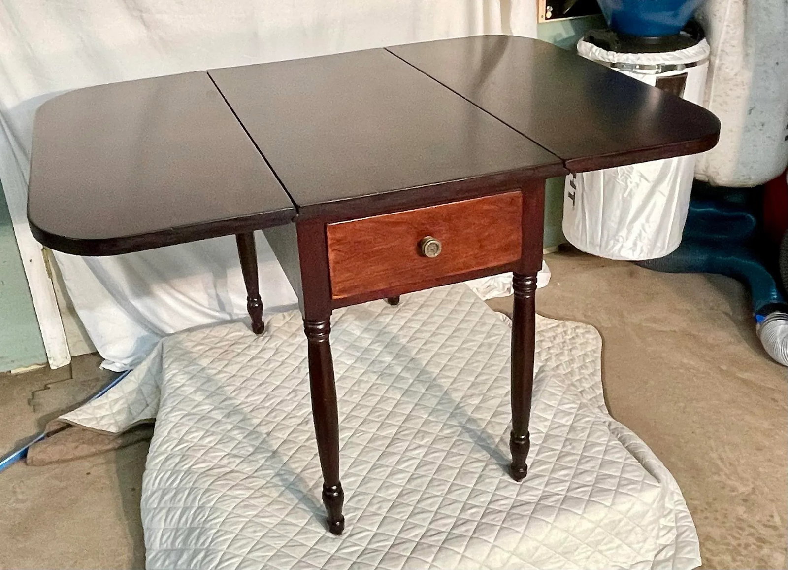 Antique Sheraton Drop Leaf Table - 12