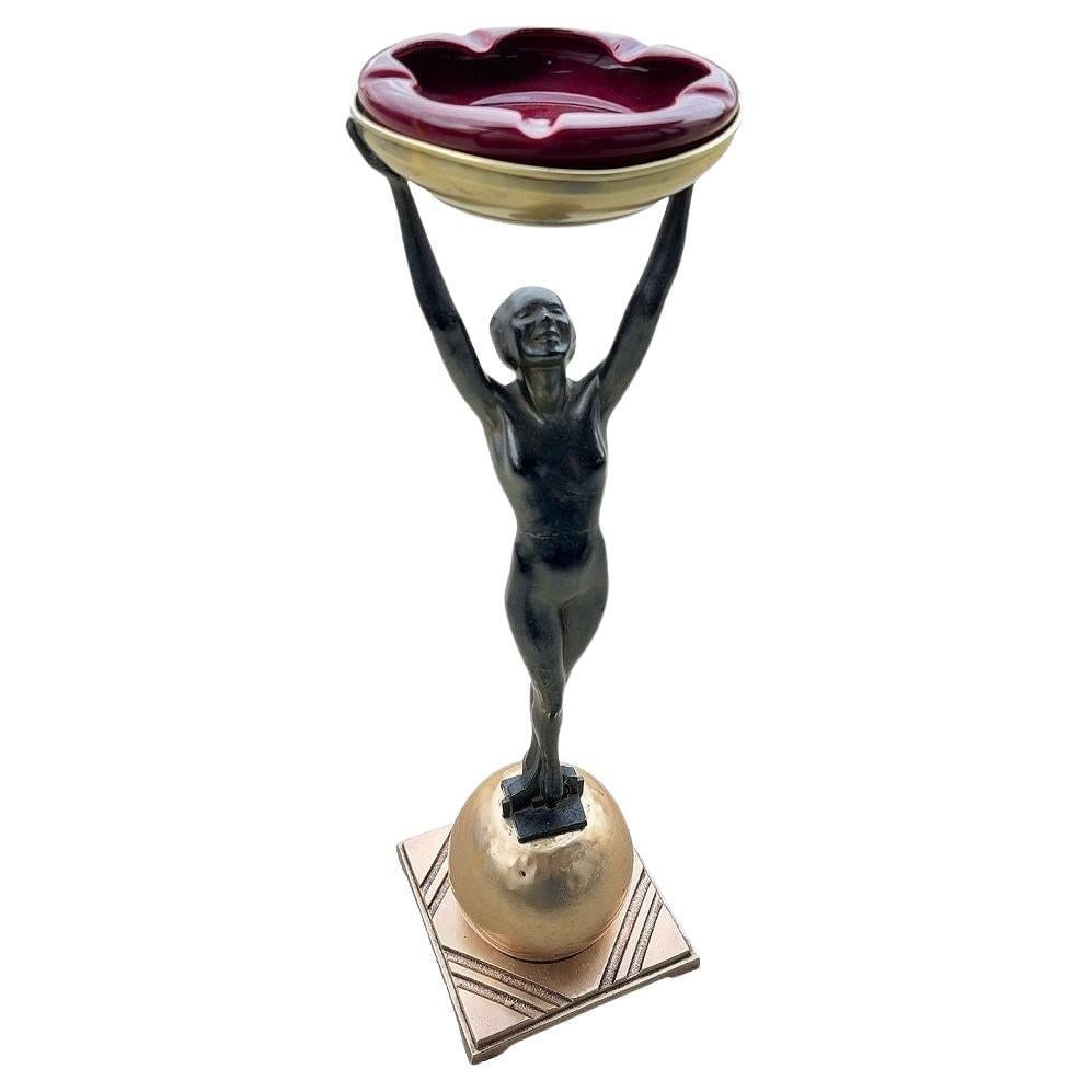 Standing Nude on Ball Art Deco Sculptural Smoke Stand Model T330 by Frankart: Title: Standing Nude on Ball Art Deco Sculptural Smoke Stand Model T330 by Frankart Description: Classic Model T330 Nude Art Deco Flapper girl Ashtray stand by the Frankart Metworks company, a