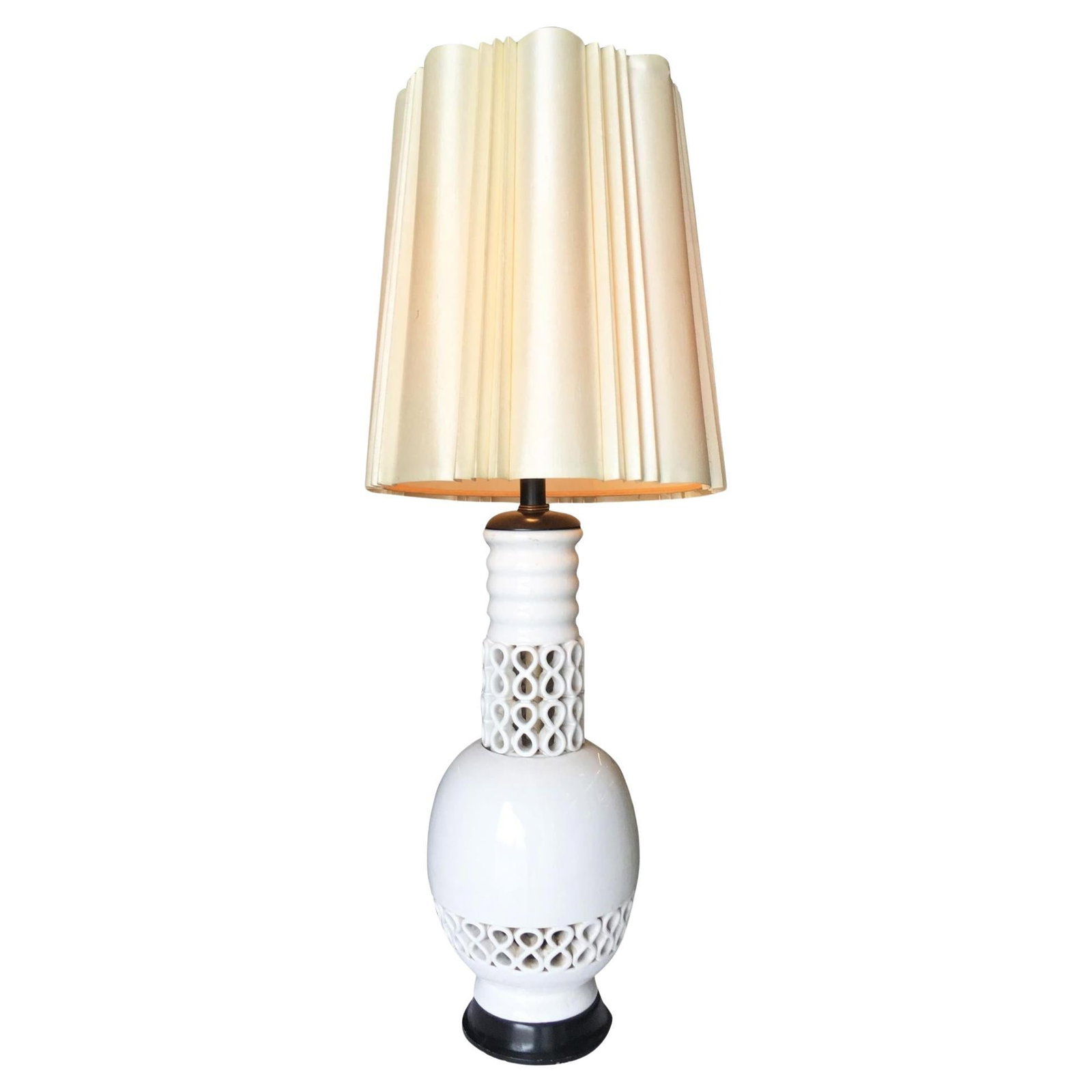 Large Mid Century Ceramic "Infinity" Table Lamp w/ Shade by James Mont: Title: Large Mid Century Ceramic "Infinity" Table Lamp w/ Shade by James Mont Description: Large Mid Century white ceramic "Infinity" table lamp featuring repeating infinity pattern with a ripped neck