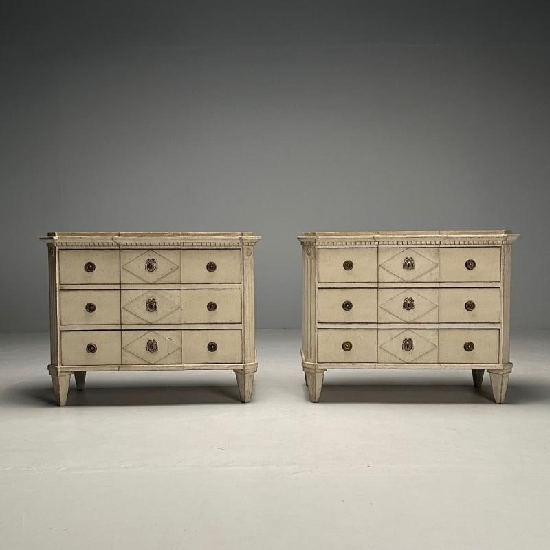 Gustavian, Swedish Commodes, Beige Paint Distressed, Brass, Sweden, 19th C. - 3