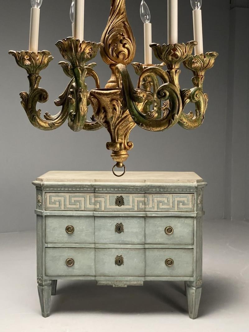 Rococo, Baroque, Italian Six Light Chandelier, Parcel Paint, Gilt, Italy, 1970s - 5