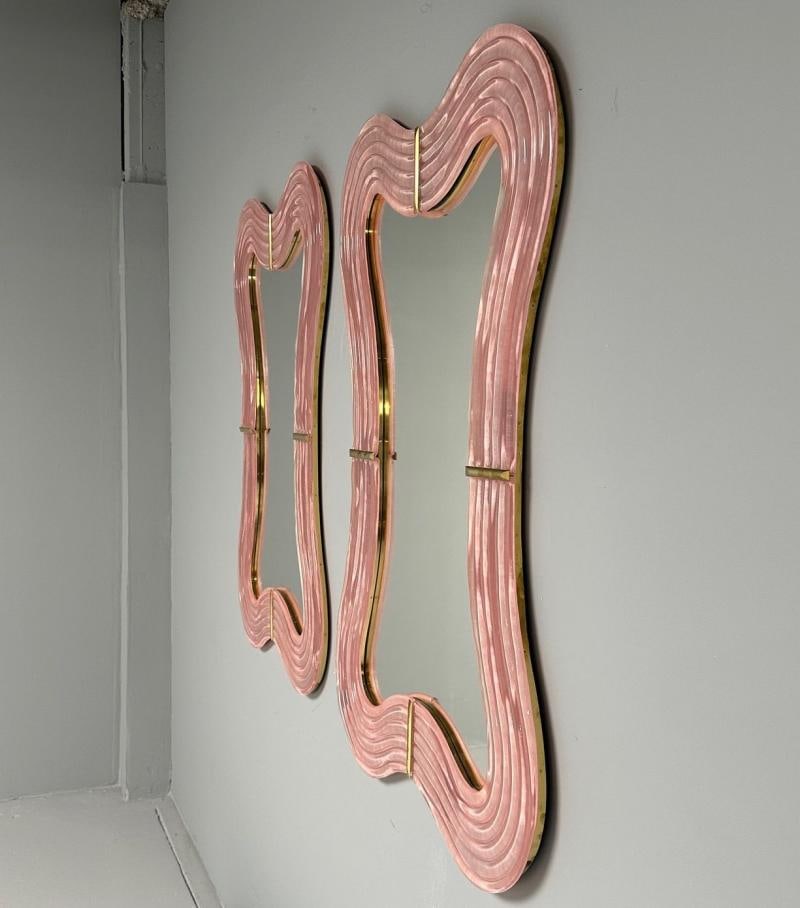 Contemporary, Pink Murano Glass, Brass, Modern Wavy Wall Mirrors, Italy, 21st C. - 12