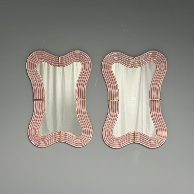Contemporary, Pink Murano Glass, Brass, Modern Wavy Wall Mirrors, Italy, 21st C. - 3