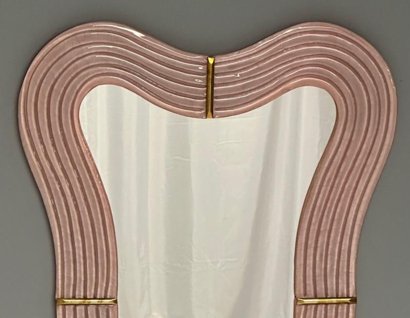 Contemporary, Pink Murano Glass, Brass, Modern Wavy Wall Mirrors, Italy, 21st C. - 5