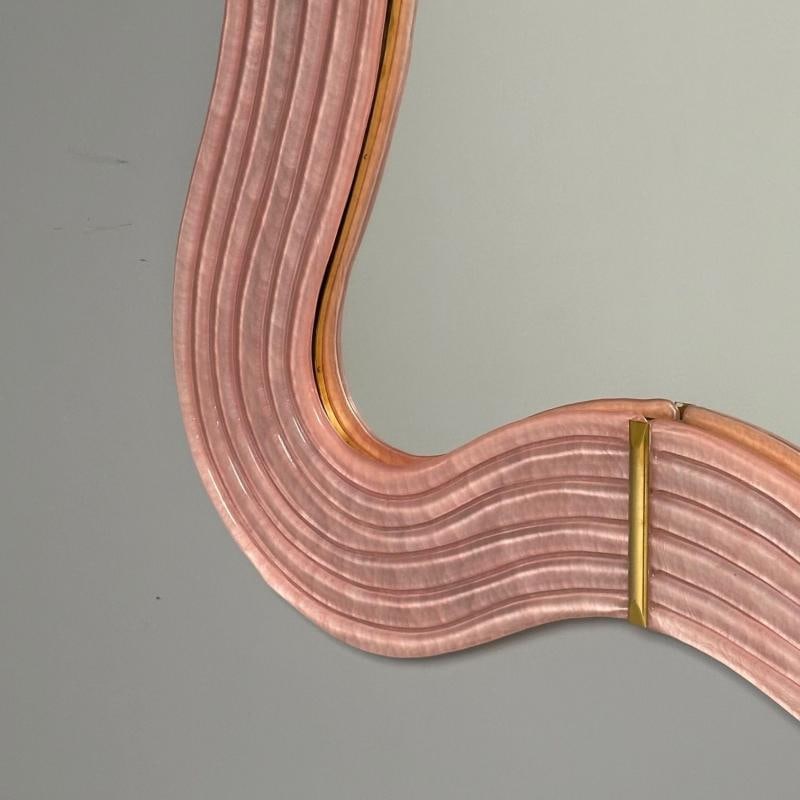Contemporary, Pink Murano Glass, Brass, Modern Wavy Wall Mirrors, Italy, 21st C. - 8