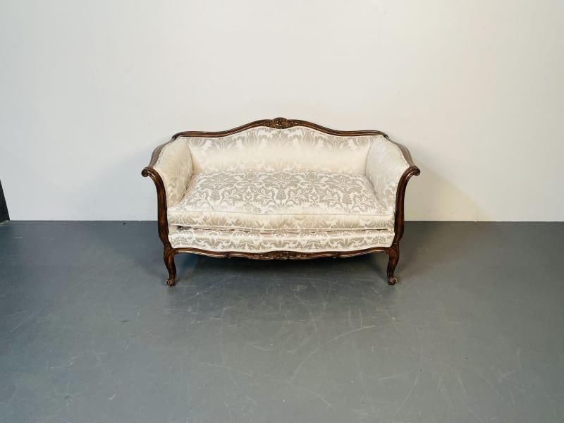 Small Louis XV Mahogany Carved Settee / Sofa, Floral Silk Upholstery - 5