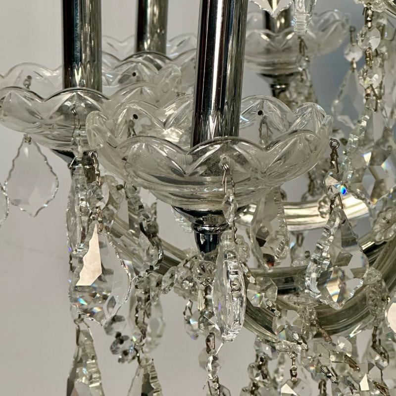 Venetian Style Crystal Chandelier, 19 Light - 10