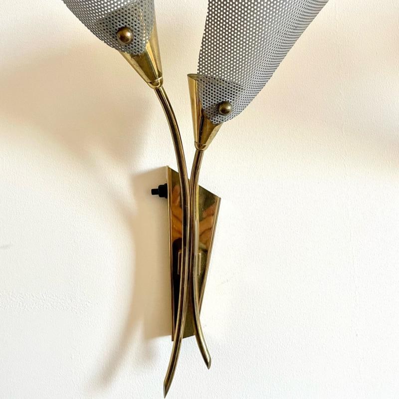 Pair of Italian Mid-Century Modern Sculptural Flower Sconces, Brass, 1940s - 10