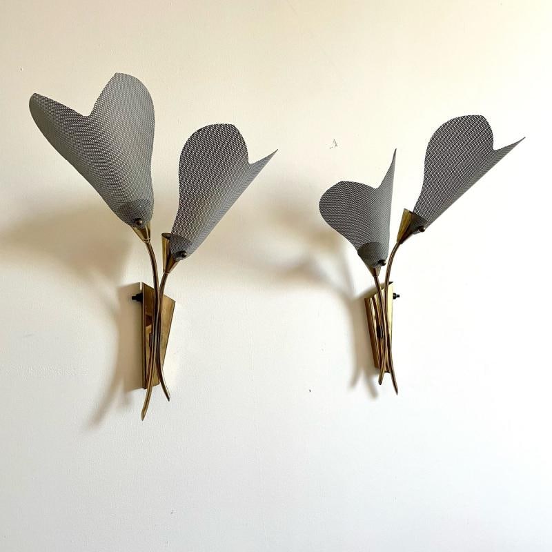Pair of Italian Mid-Century Modern Sculptural Flower Sconces, Brass, 1940s - 3