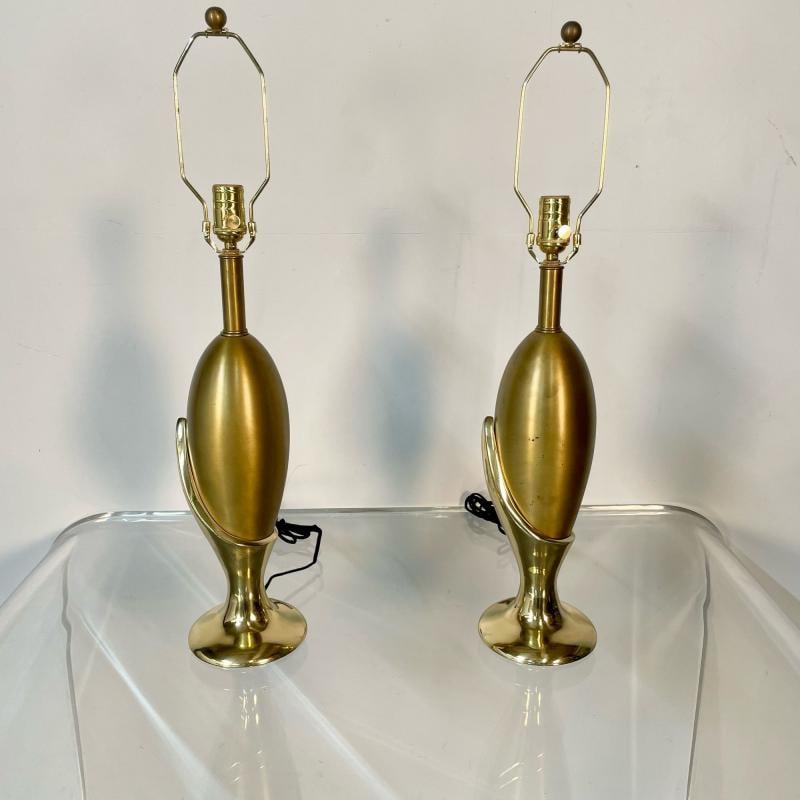 Pair of French Mid-Century Modern Sculptural Bronze Table / Desk Lamps - 11