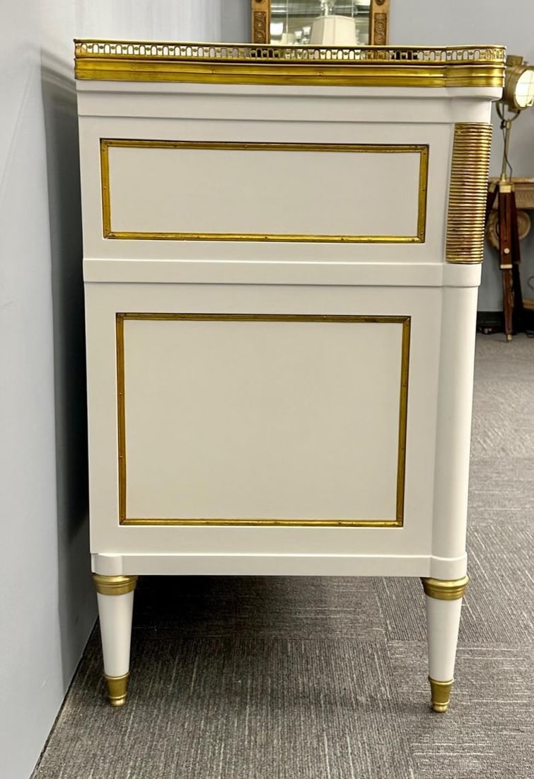 Maison Jansen Style, Louis XVI, Hollywood Regency, White Commodes, Marble Top - 6