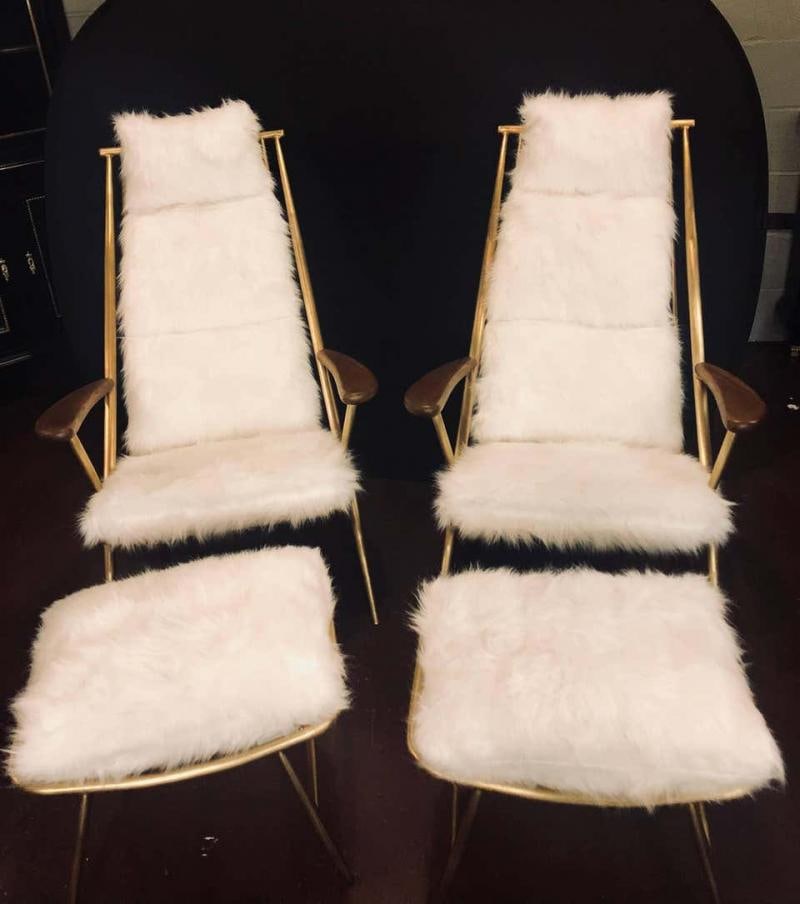 Pair of Hollywood Regency Style Fur Lounge or Chaise Chairs and Ottomans - 10